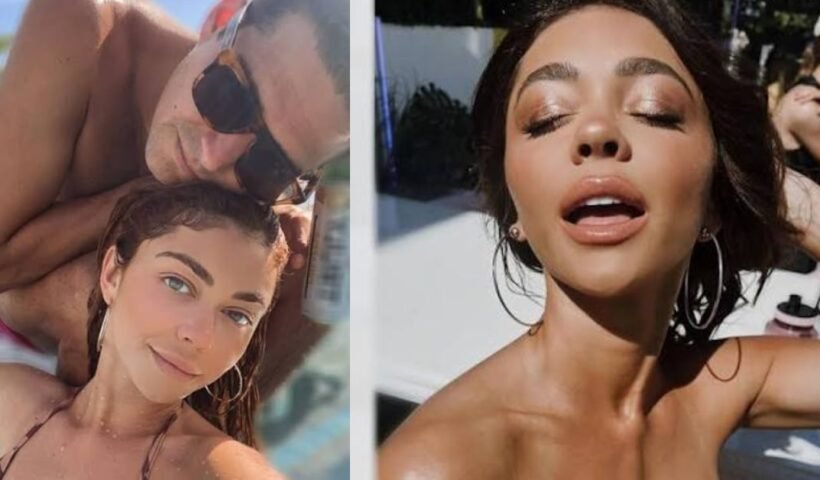 Sarah Hyland Naked